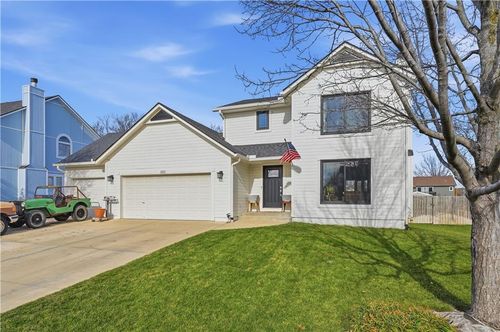 150 W Lanesfield St, Gardner, KS, 66030-1922 | Card Image