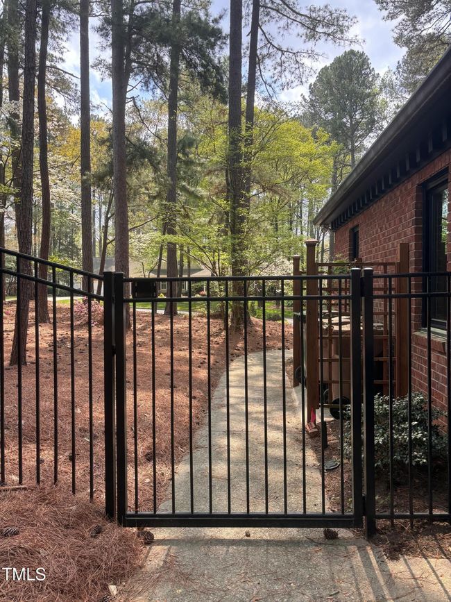 Fenced Yard | Image 48