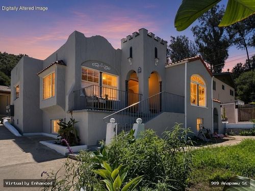 909 W Anapamu Street, Santa Barbara, CA, 93101 | Card Image