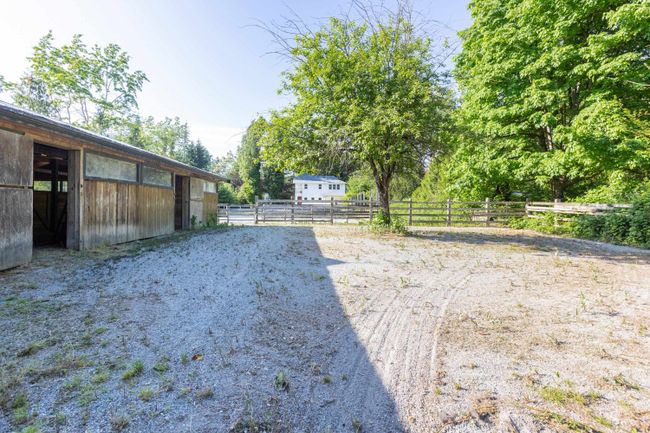 21834 40 Avenue, House other with 3 bedrooms, 3 bathrooms and 12 parking in Langley BC | Image 39