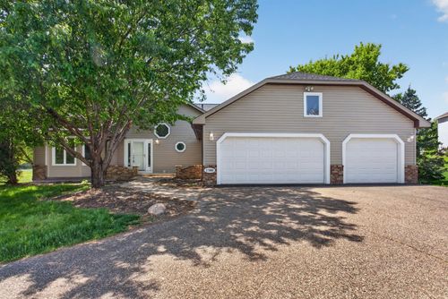 17588 66th Ave N, Maple Grove, MN, 55311-3952 | Card Image
