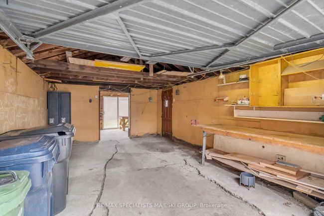 23 Carnation Ave, House other with 5 bedrooms, 3 bathrooms and 4 parking in Etobicoke ON | Image 39