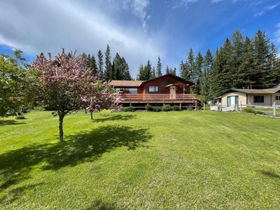 4561 Barleban Rd, House other with 2 bedrooms, 1 bathrooms and null parking in Skookumchuck BC | Image 2