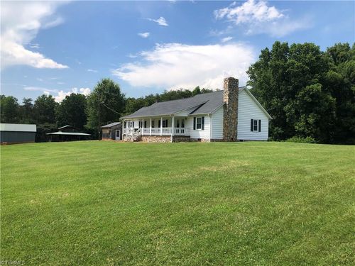 2696 Old Highway 601, Mount Airy, NC, 27030-8350 | Card Image