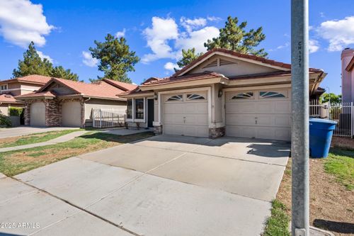 5751 W Del Rio St, Chandler, AZ, 85226-1802 | Card Image