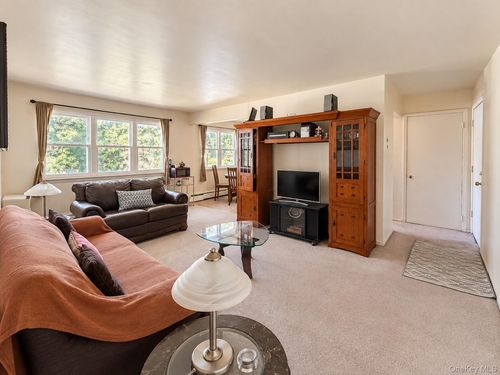6-50 Cromwell Terrace, New Windsor, NY, 12553 | Card Image