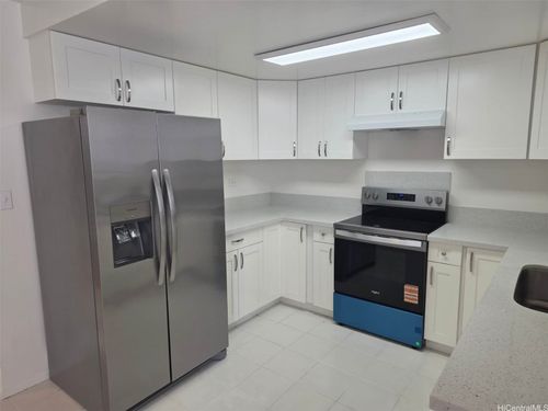i308-2752 Kahoaloha Ln, Honolulu, HI, 96826-3332 | Card Image