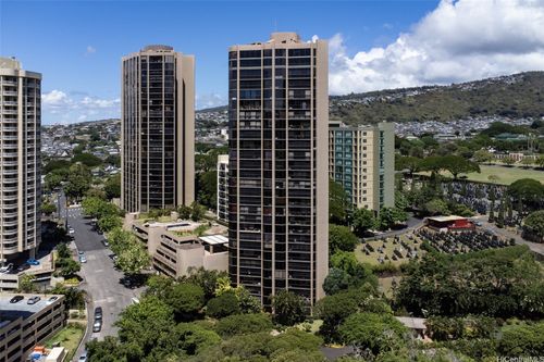 i12b-38 S Judd St, Honolulu, HI, 96817-2604 | Card Image