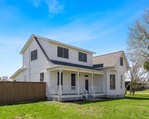 895 Wightman St, Matagorda, TX, 77457 | Card Image