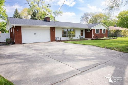 4666 E Dunbar Rd, Monroe, MI, 48161-9794 | Card Image