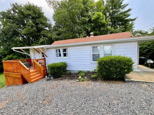 61 Cricket Ln, Galax, VA, 24333-1841 | Card Image