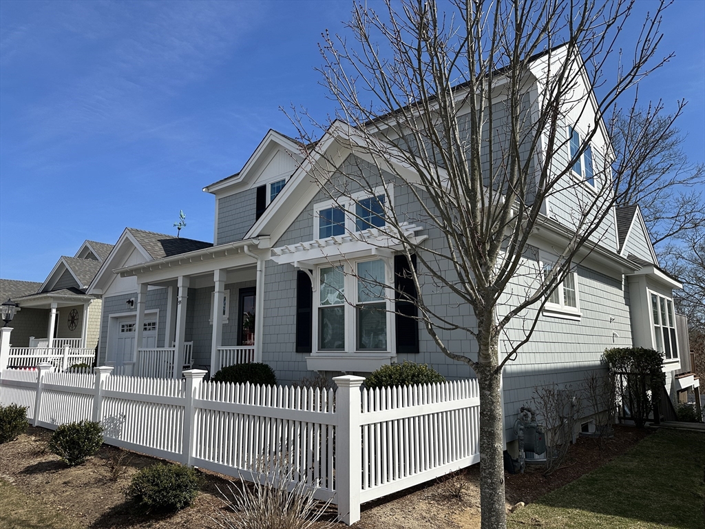 Cottage Ln, Mashpee, MA 02649