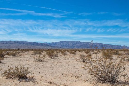138 Amboy Road, 29 Palms, CA, 92277 | Card Image