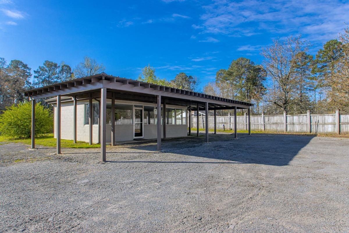 21800 Arch St, Little Rock, AR 72206