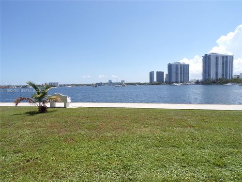 n111-2920 Point East Dr, Aventura, FL, 33160-2631 | Card Image