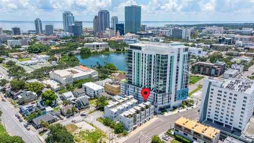 335 8th St N, St Petersburg, FL, 33701-2713 | Card Image