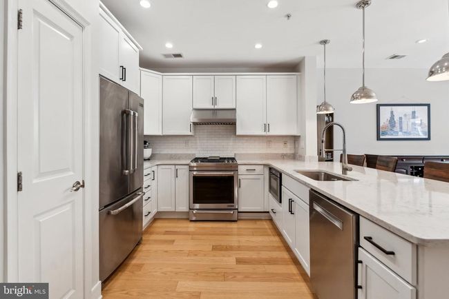 B117 - 1418 N Rhodes St, Townhouse with 2 bedrooms, 3 bathrooms and null parking in ARLINGTON VA | Image 7