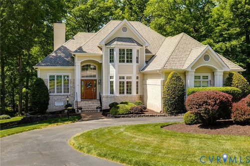 2400 Whitecastle Dr, Midlothian, VA, 23113-6028 | Card Image