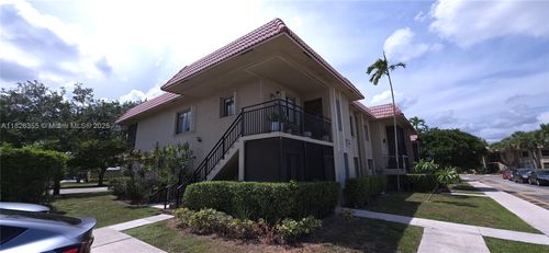apt-201-310 Lakeview Dr, Weston, FL, 33326-1356 | Card Image