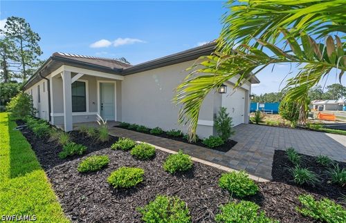 2094 Seville Ln, NAPLES, FL, 34120-0588 | Card Image