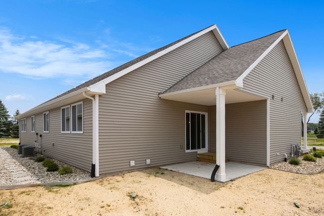 covered patio | Image 21