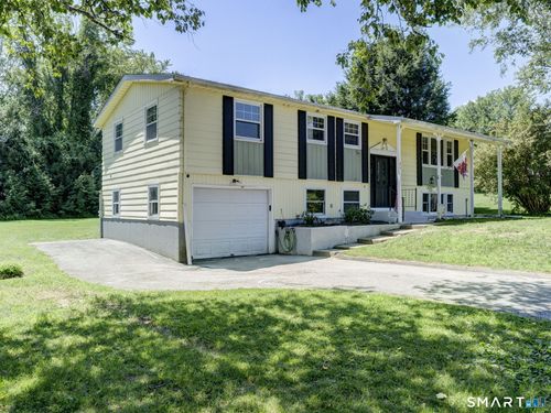 26 Caribou Dr, Norwich, CT, 06360-1712 | Card Image