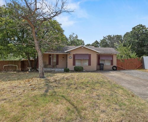 2640 Pioneer Street, Fort Worth, TX, 76119 | Card Image