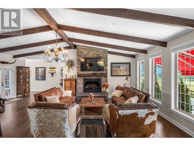 4633 Kamloops Shuswap Rd, House other with 4 bedrooms, 4 bathrooms and null parking in Pritchard BC | Image 7
