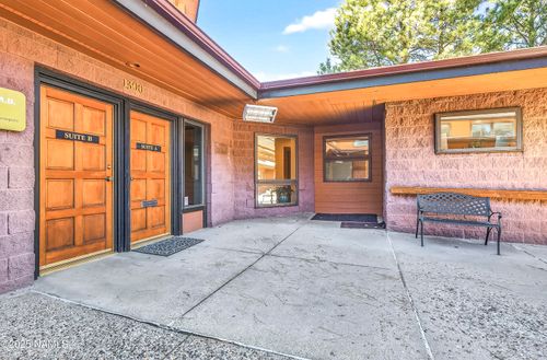 a-1300 N Rim Dr, Flagstaff, AZ, 86001-3128 | Card Image
