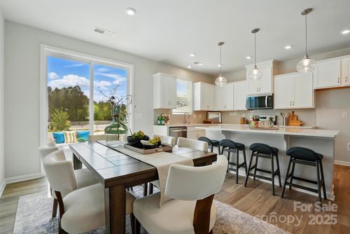 331 Laura Elizabeth Ln, Clover, SC, 29710-8275 | Card Image