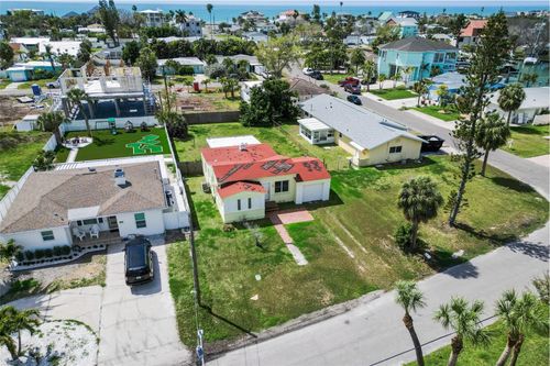 15822 Redington Dr, REDINGTON BEACH, FL, 33708-1744 | Card Image