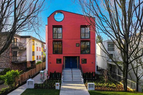 103-1550 E 3rd Ave, Vancouver, BC, V5N | Card Image