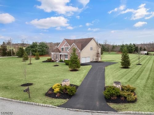 1 Grant Ct, Augusta, NJ, 07822-2159 | Card Image
