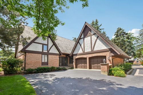 985 Coventry Ln, Highland Park, IL, 60035-3748 | Card Image
