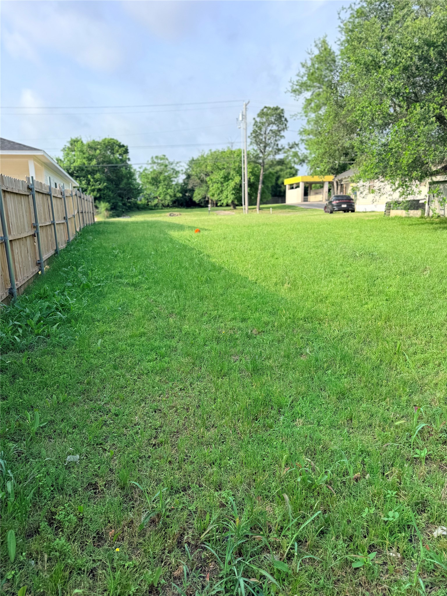 Land in Greenville
