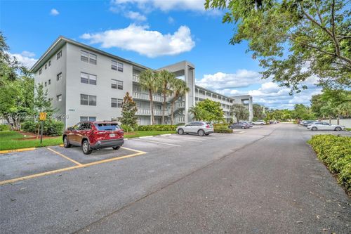 e4-2505 Antigua Ter, Coconut Creek, FL, 33066-1033 | Card Image