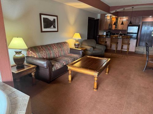 2210-2411 River Rd, Wisconsin Dells, WI, 53965 | Card Image