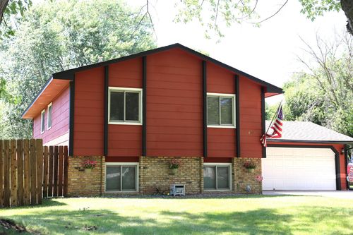 8301 Sumter Ave N, Brooklyn Park, MN, 55445-2139 | Card Image