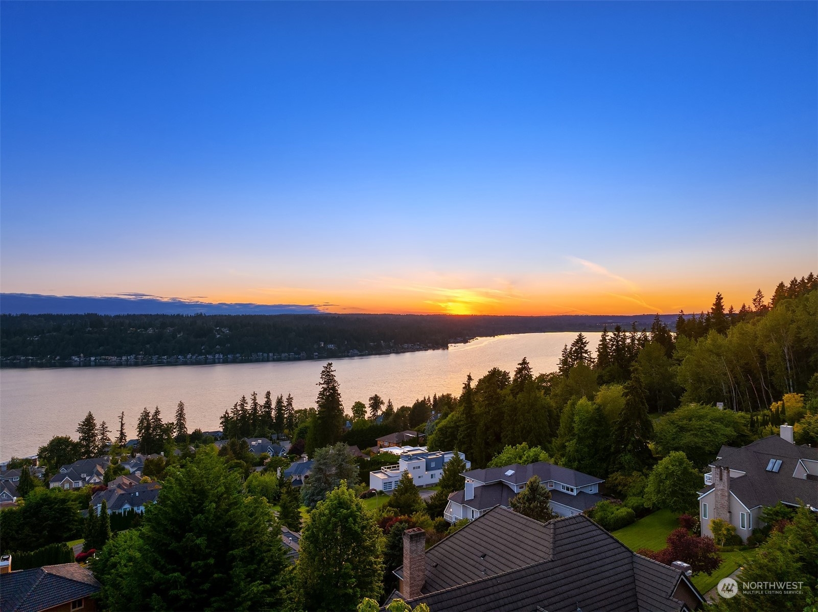 207th Ave, Sammamish, WA 98074