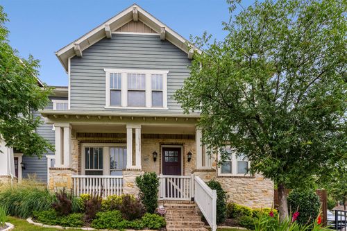 1037 Water St, Carrollton, TX, 75007-2905 | Card Image