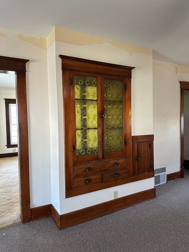2017 270 Th St, Home with 4 bedrooms, 2 bathrooms and 1 parking in Rockwell City IA | Image 5