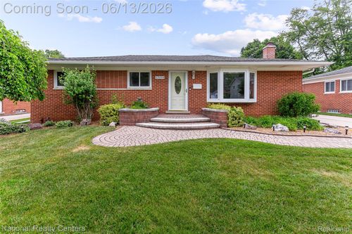 23054 Cora Ave, Farmington Hills, MI, 48336-3300 | Card Image