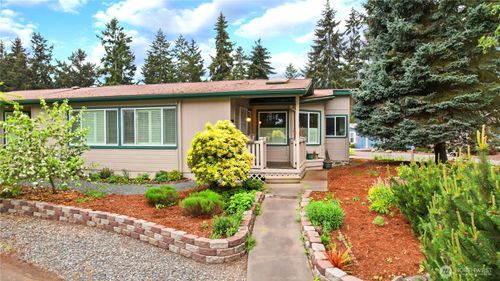 140 Frederick Dr, Sequim, WA, 98382-8232 | Card Image