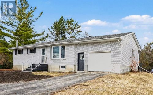 318 County Road 16 Road, Elizabethtown Kitley, ON, K0G1G0 | Card Image