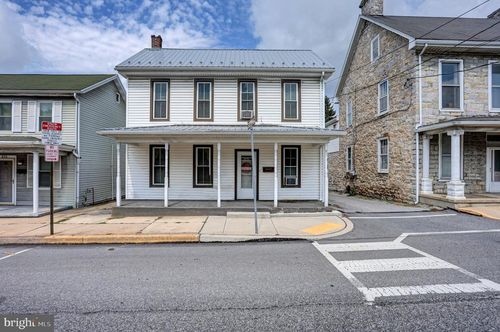 425 E King St, SHIPPENSBURG, PA, 17257-1501 | Card Image