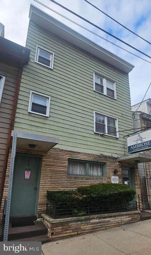 apt-3-434 E Norwegian Street, POTTSVILLE, PA, 17901 | Card Image
