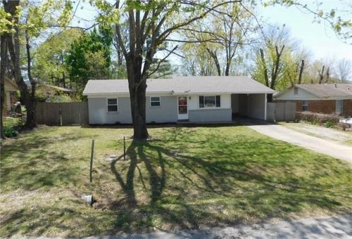 37 Centerwood St, West Fork, AR, 72774-2619 | Card Image