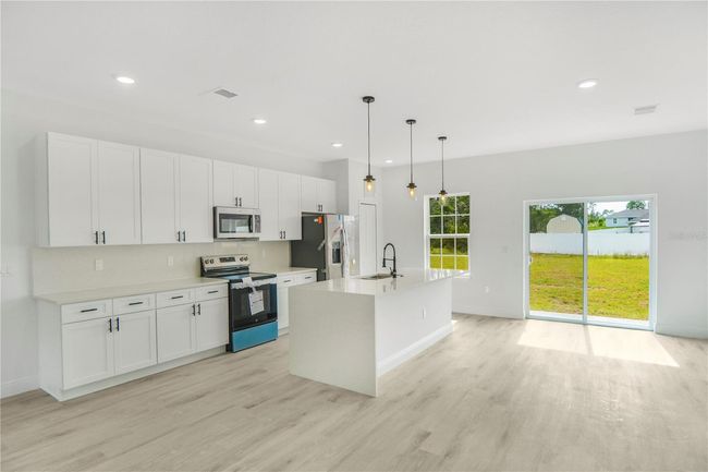 2653 Sw 176 Th Loop, House other with 4 bedrooms, 2 bathrooms and null parking in Ocala FL | Image 4