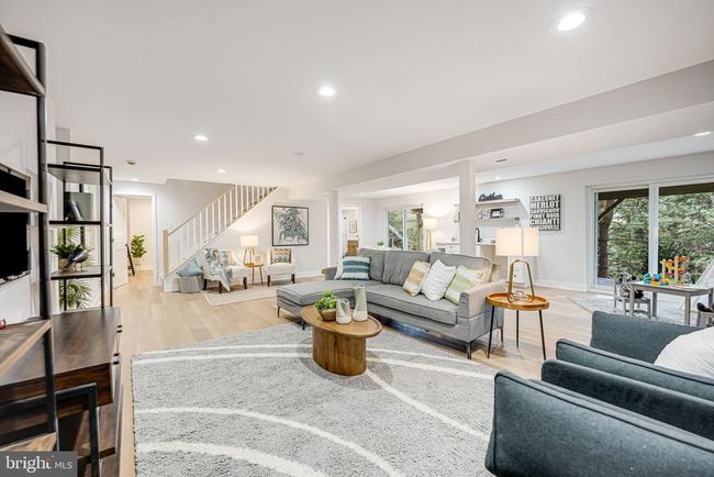 9051 Laurel Hill Ct, House other with 5 bedrooms, 4 bathrooms and null parking in VIENNA VA | Image 40