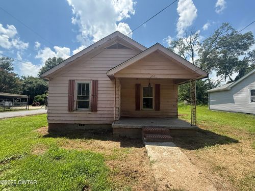 153 Ross Ave, Dyersburg, TN, 38024-5135 | Card Image